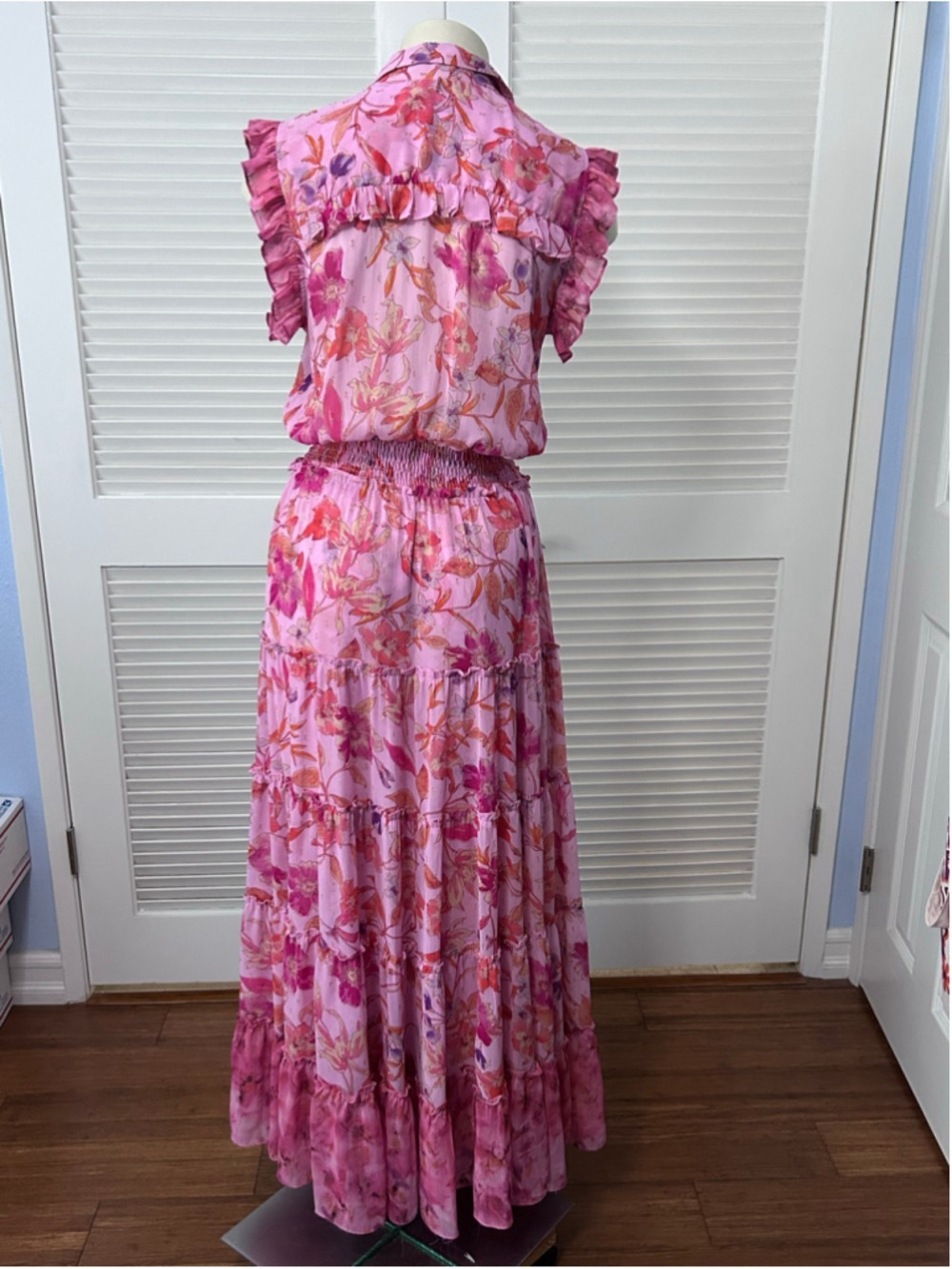 MISA Los Angeles Trina Fire Florals Mix Ruffle Midi Dress M - Picture 10 of 16